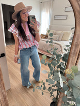 Load image into Gallery viewer, Judy Blue Vintage Wash Wide Leg Jeans
