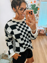 Load image into Gallery viewer, Vintage Checkered Chunky Sweater
