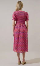Load image into Gallery viewer, Tamry Smocked Floral Midi Dress
