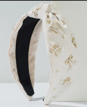 Load image into Gallery viewer, Pearl RIbbon Cream Headband
