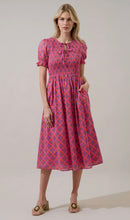 Load image into Gallery viewer, Tamry Smocked Floral Midi Dress
