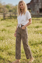 Load image into Gallery viewer, Leopard Wide Leg Jeans
