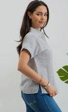 Load image into Gallery viewer, Subtle Striped Linen Top
