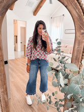 Load image into Gallery viewer, Judy Blue Cropped Wide Leg Jeans
