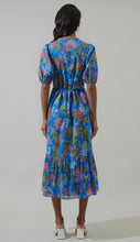 Load image into Gallery viewer, Elizabeth Anne Floral Dress
