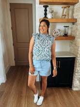 Load image into Gallery viewer, Hilo Floral Ruffle Top

