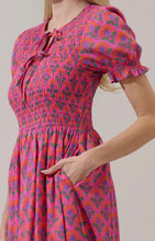 Load image into Gallery viewer, Tamry Smocked Floral Midi Dress
