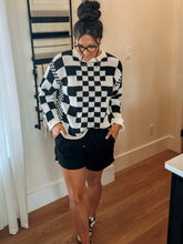 Load image into Gallery viewer, Vintage Checkered Chunky Sweater

