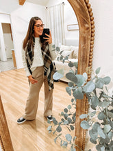 Load image into Gallery viewer, Elevated Lounge Pants - 2 Colors
