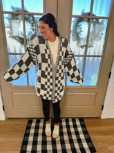 Load image into Gallery viewer, Chunky Checkered Cardigan - 2 Colors
