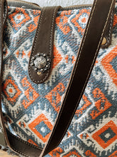 Load image into Gallery viewer, Tammie Weekender Myra Bag
